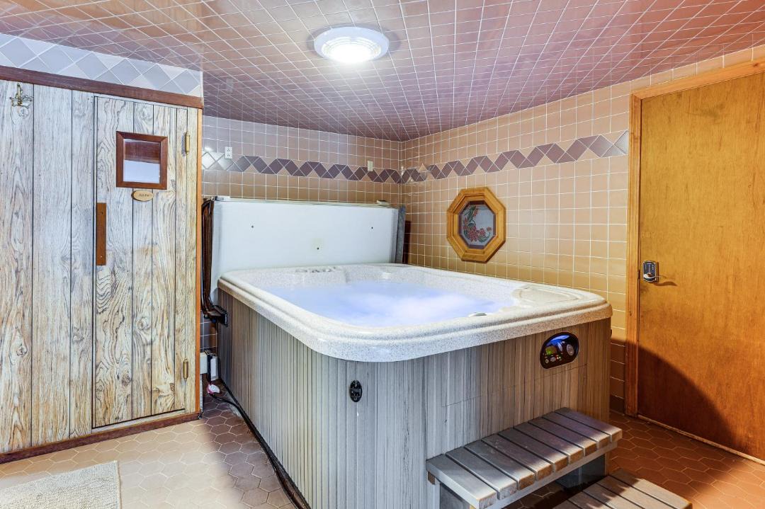 Photo of Bathroom in Morgan