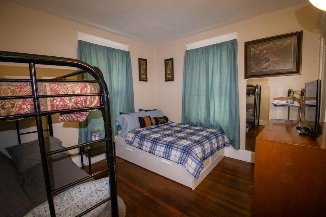 Photo of Bedroom in West New Haven