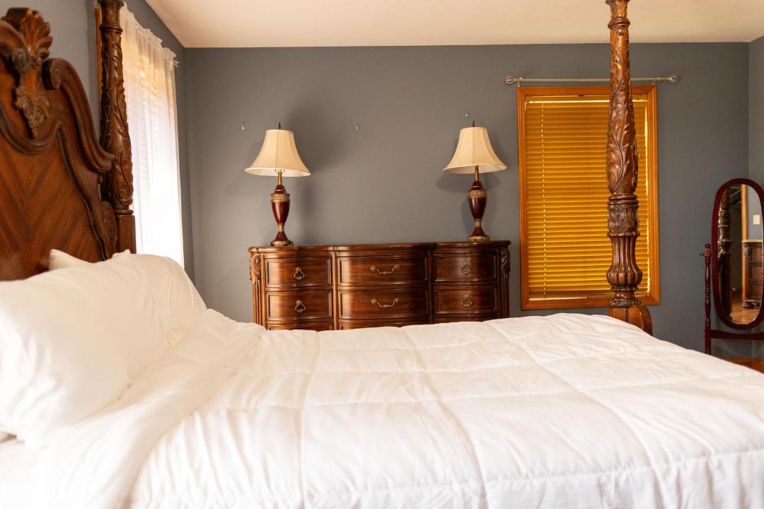 Photo of Bedroom in Deansboro