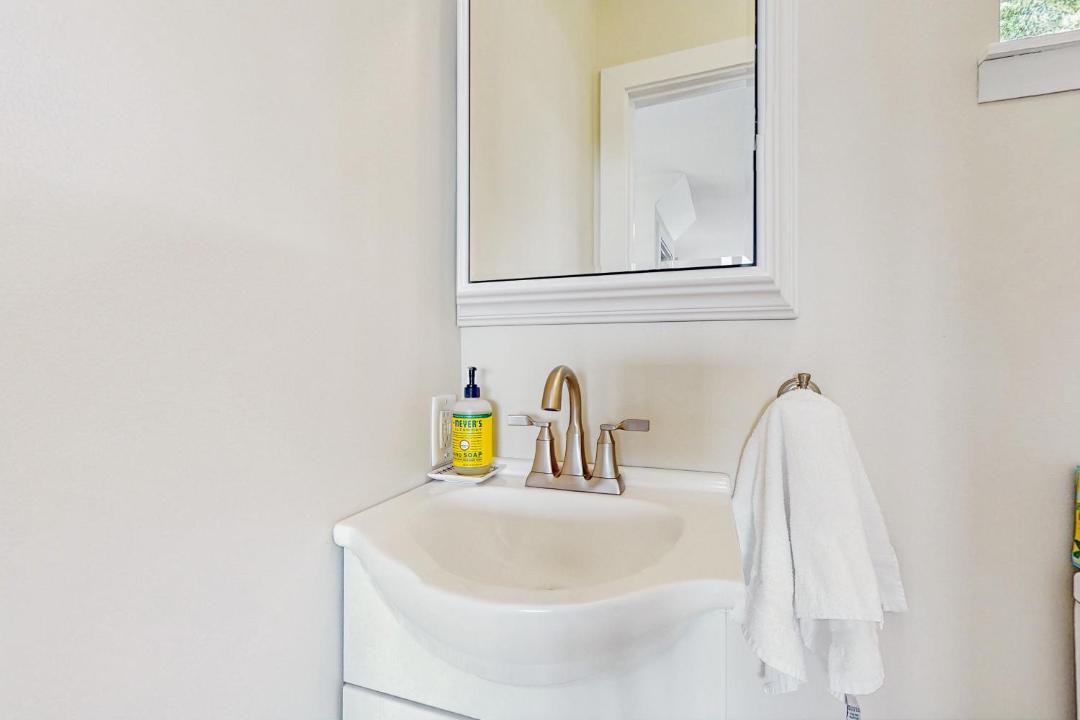 Photo of Bathroom in Malletts Bay