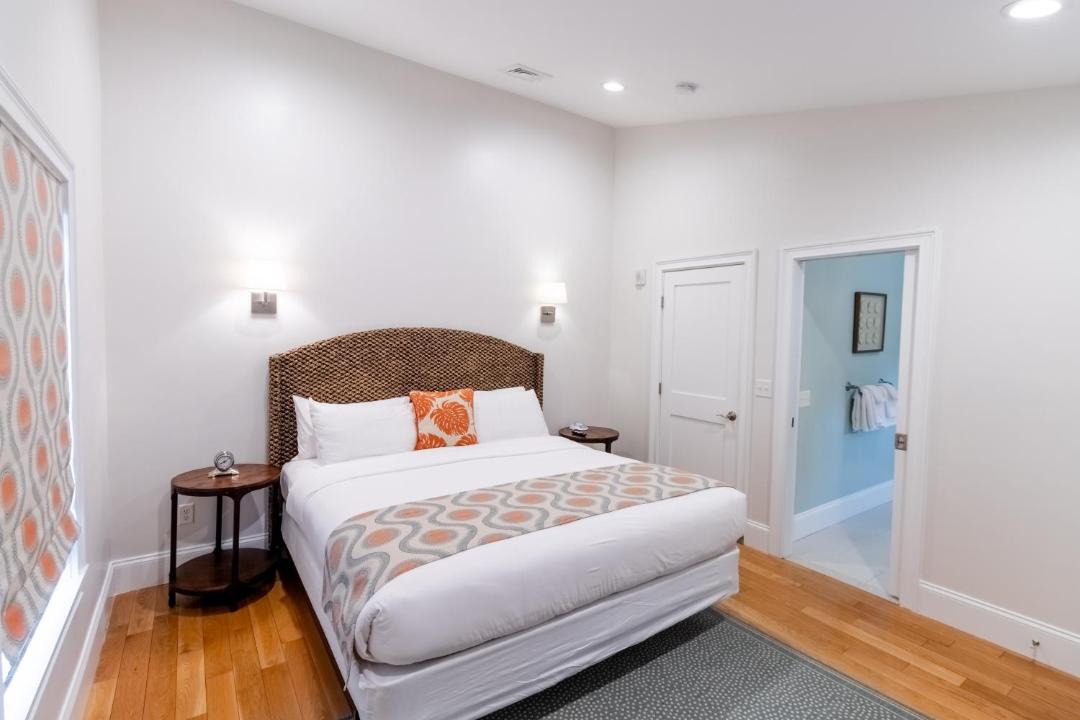 Photo of Bedroom in Yachting Village