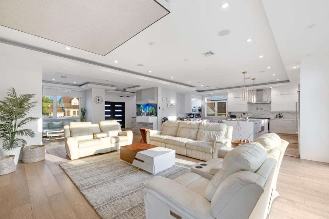 Photo of Livingroom in North Valley Stream