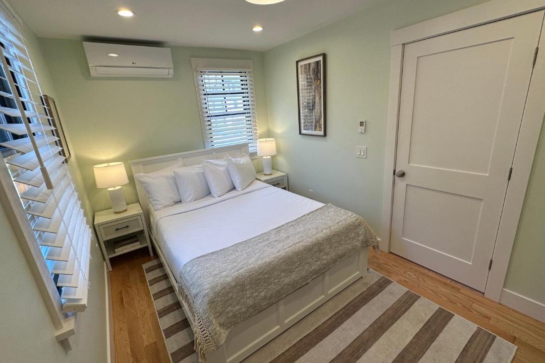 Photo of Bedroom in Yachting Village