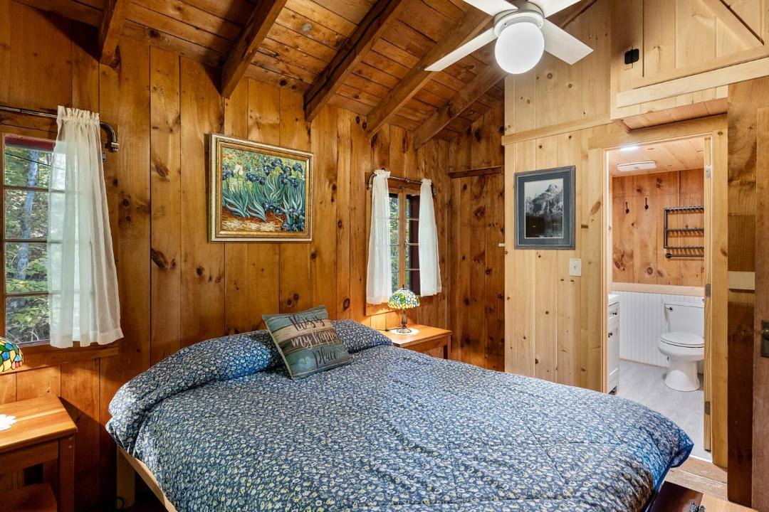 Photo of Bedroom in Lyme