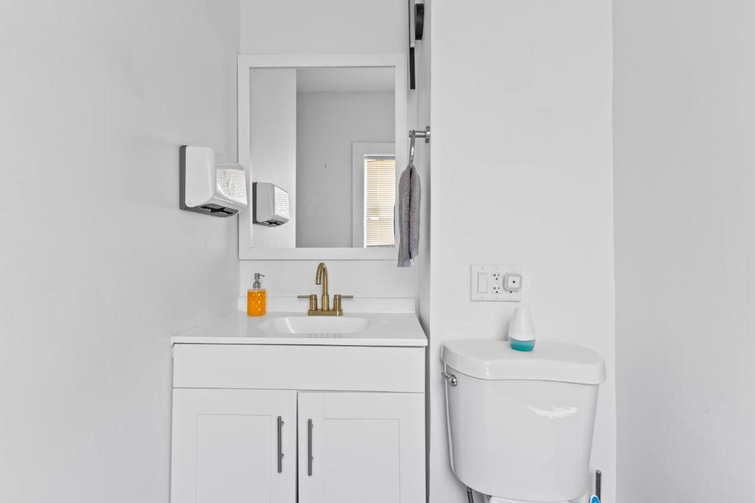 Photo of Bathroom in Nonantum