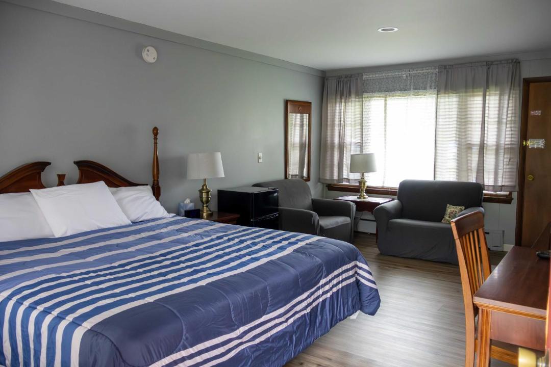 Photo of Bedroom in Weirs Beach