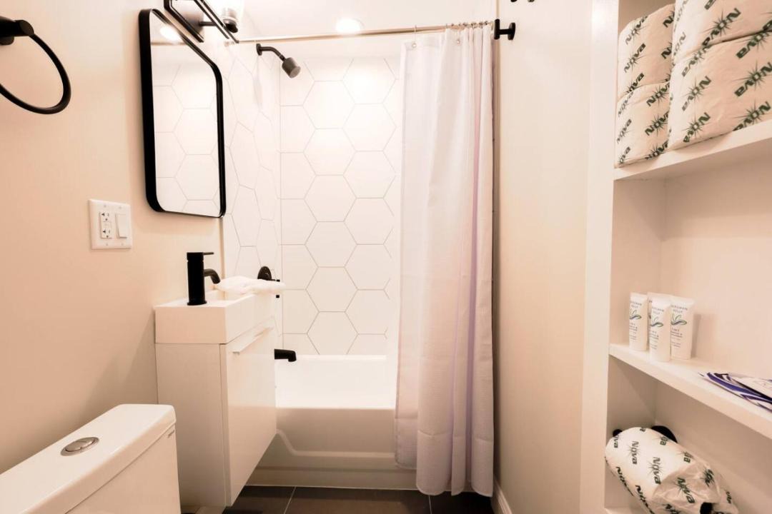 Photo of Bathroom in Prudential - St. Botolph