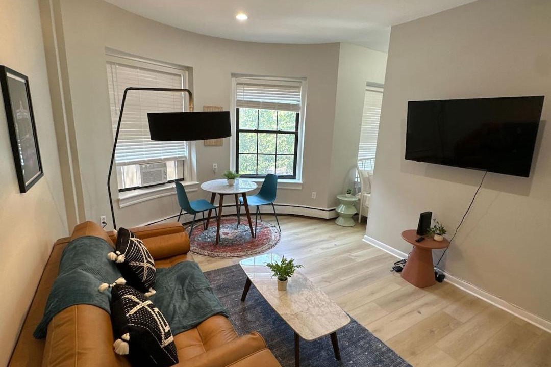 Photo of Livingroom in Prudential - St. Botolph