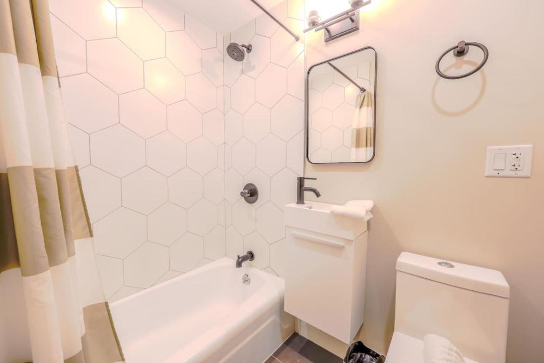 Photo of Bathroom in Prudential - St. Botolph