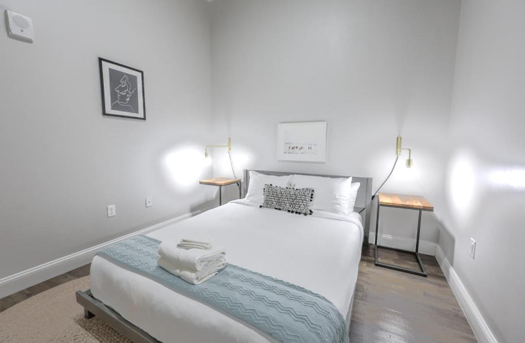 Photo of Bedroom in Downtown Boston