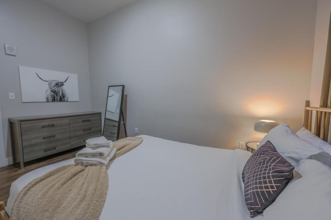 Photo of Bedroom in Downtown Boston