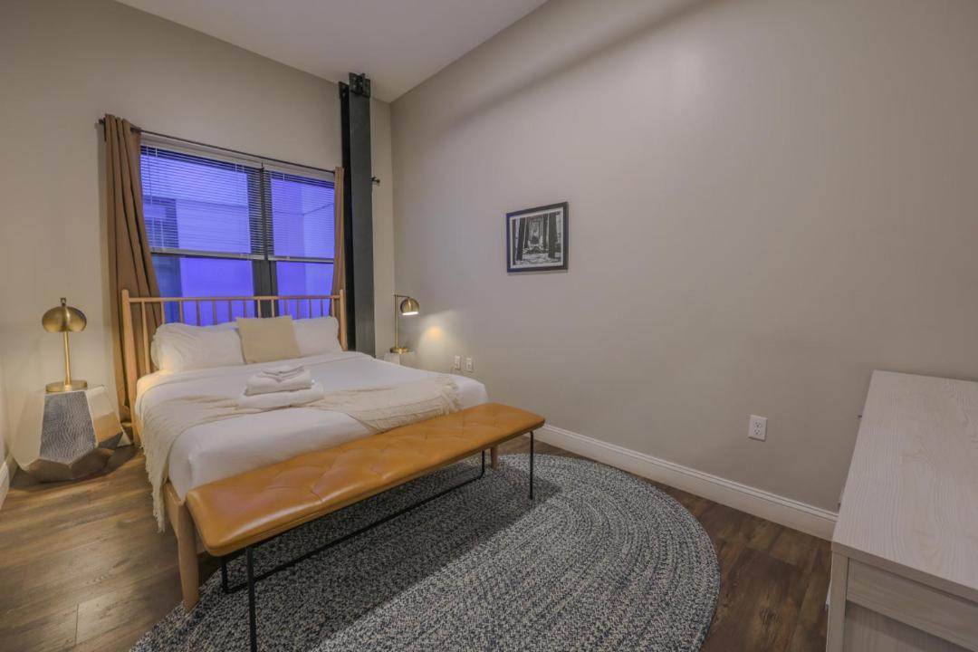 Photo of Bedroom in Downtown Boston