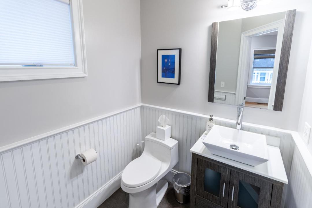 Photo of Bathroom in Yachting Village