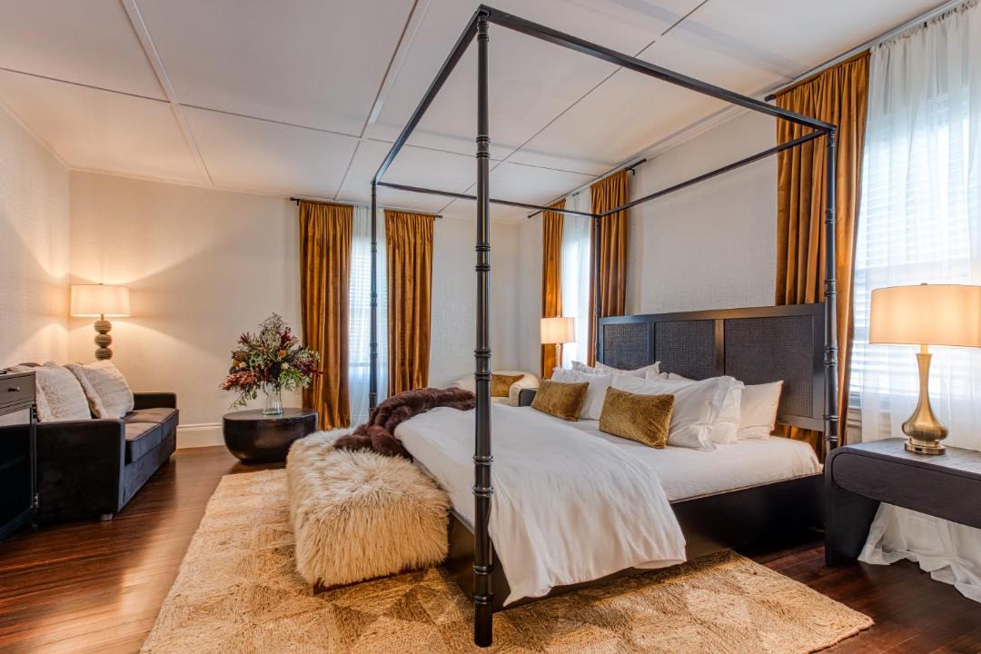 Photo of Bedroom in Lenox