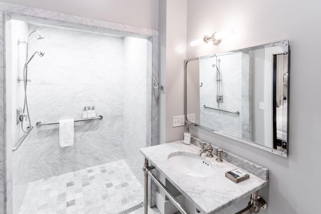 Photo of Bathroom in Fifth Ward