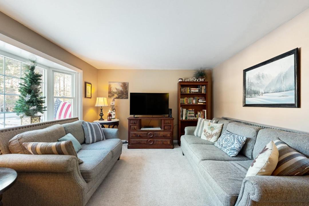 Photo of Livingroom in North Conway