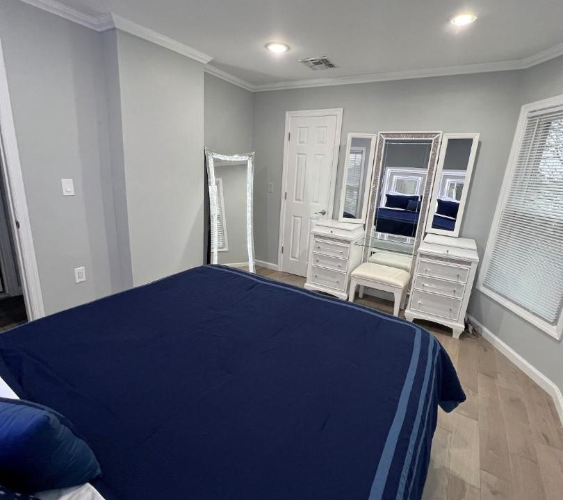 Photo of Bedroom in Belleville