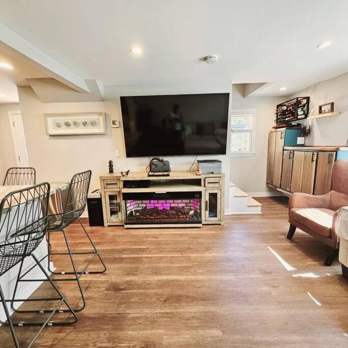 Photo of Livingroom in Newport East