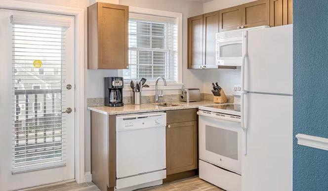 Photo of Kitchen in Yachting Village