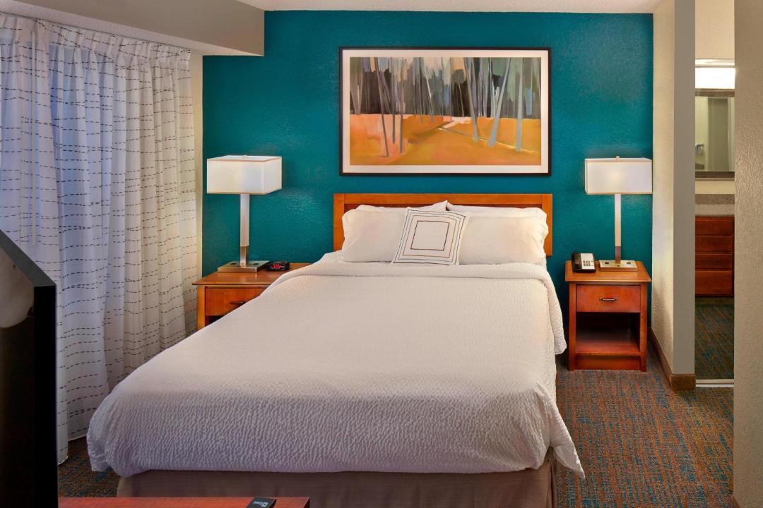 Photo of Bedroom in Avon