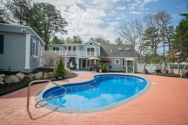 Photo of Others in West Barnstable
