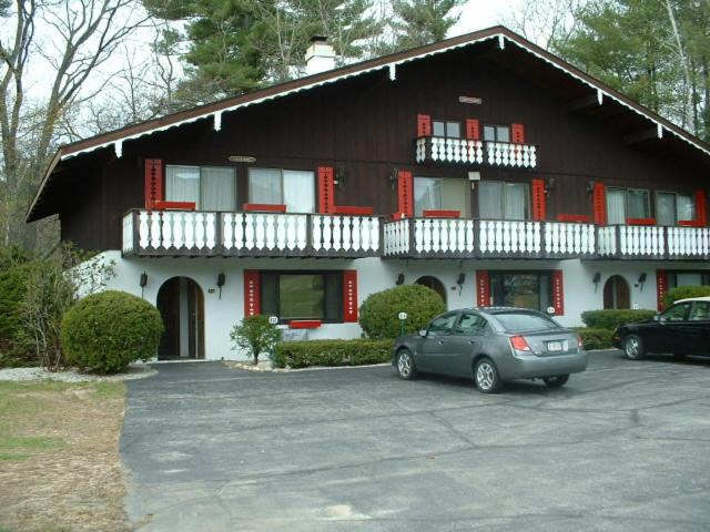 Photo of Others in Bartlett