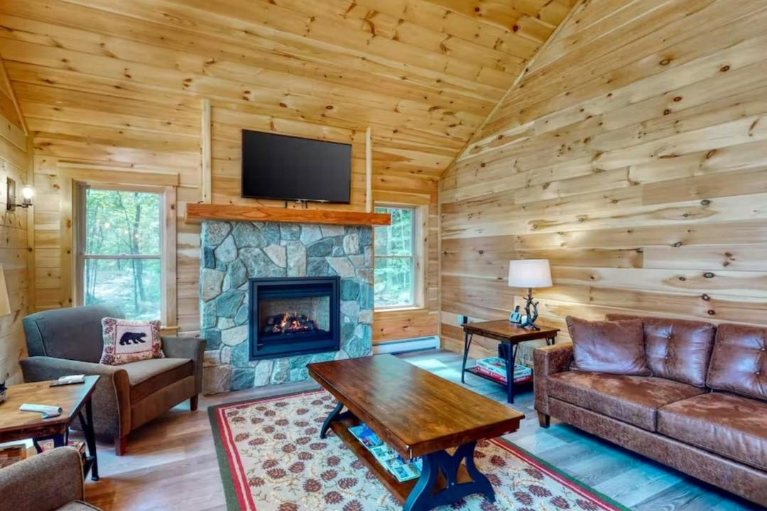 Photo of Livingroom in Carrabassett Valley