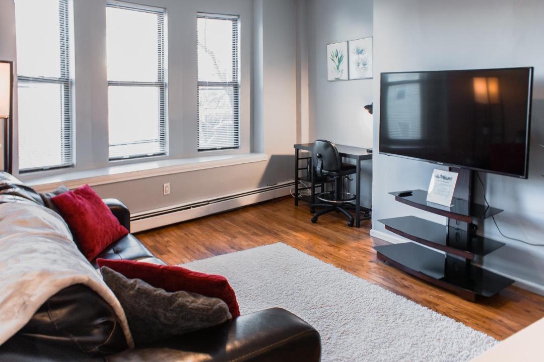 Photo of Livingroom in Mill River