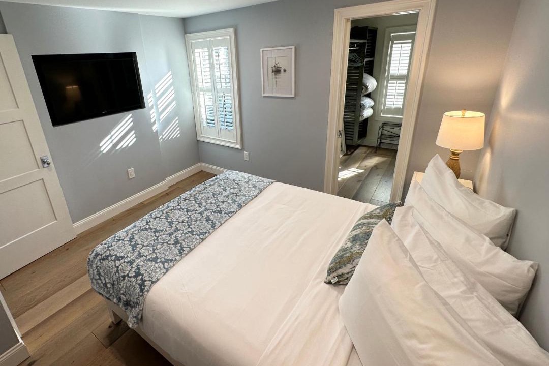 Photo of Bedroom in Yachting Village