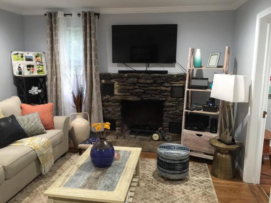 Photo of Livingroom in Lakeside
