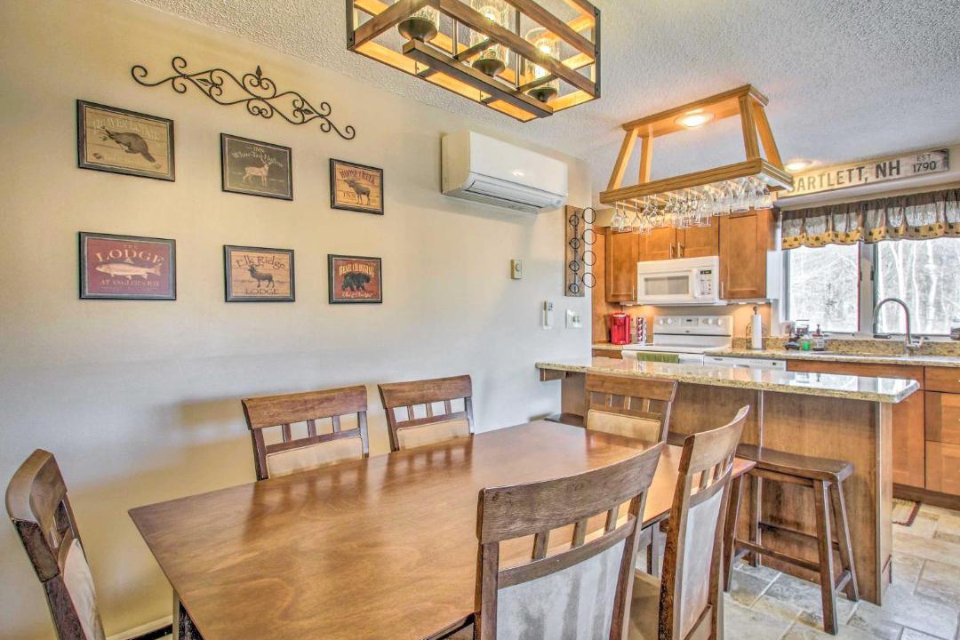 Photo of Others in Bartlett