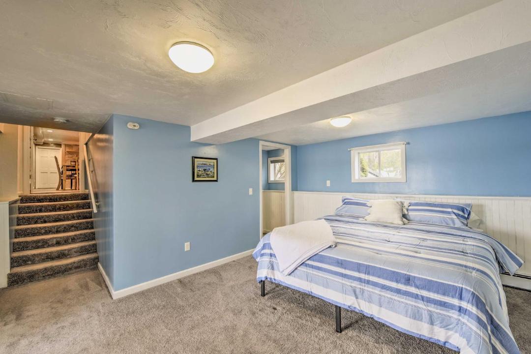 Photo of Bedroom in Lunenburg