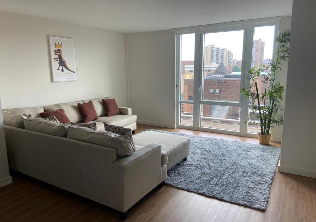 Photo of Livingroom in Getty Square