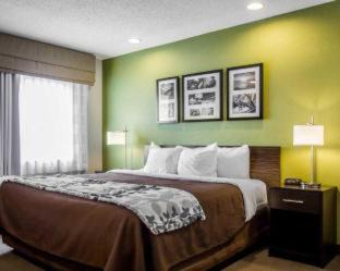 Photo of Bedroom in Niantic