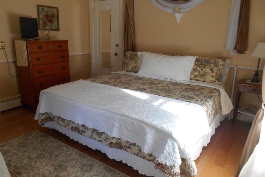Photo of Bedroom in Yachting Village