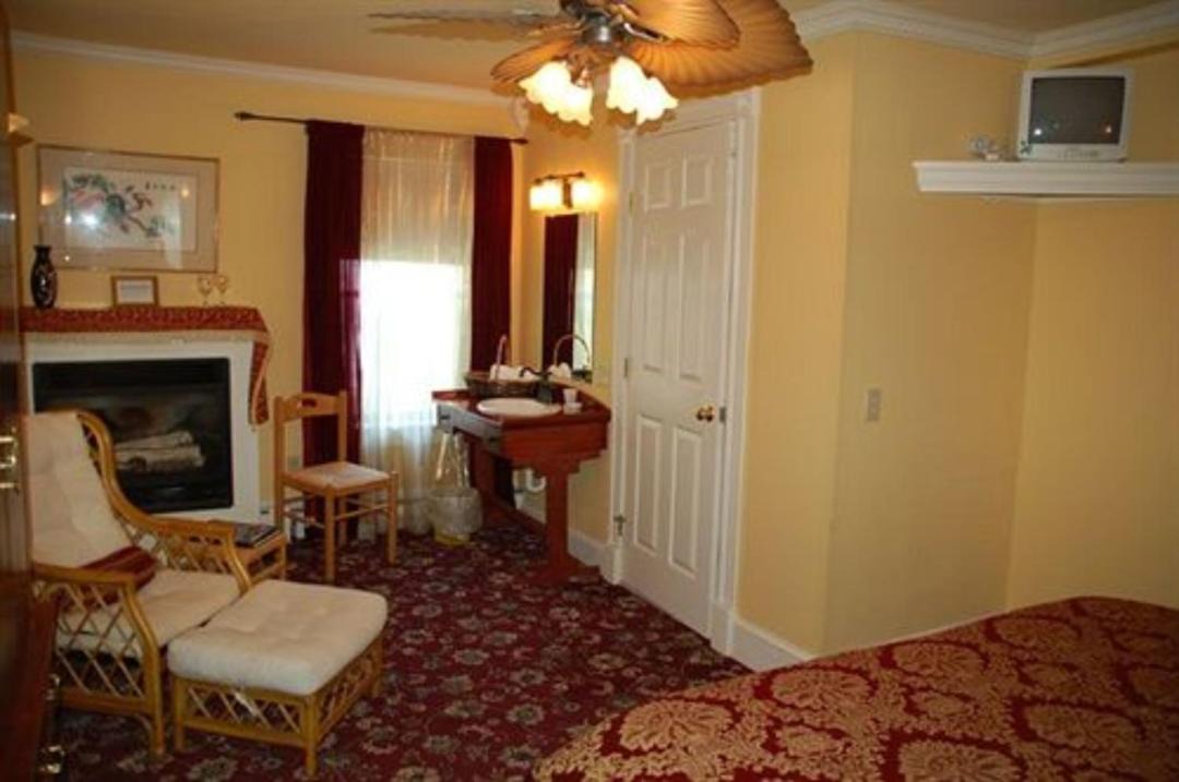 Photo of Livingroom in Yachting Village