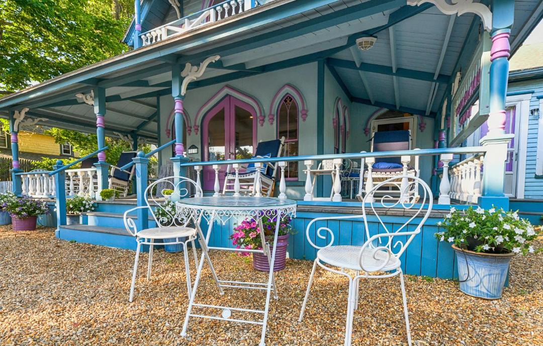 Photo of Others in Oak Bluffs