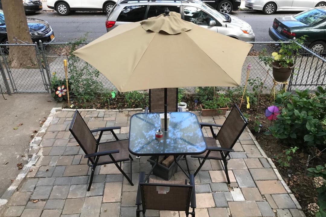 Photo of Patio Balcony in Homecrest