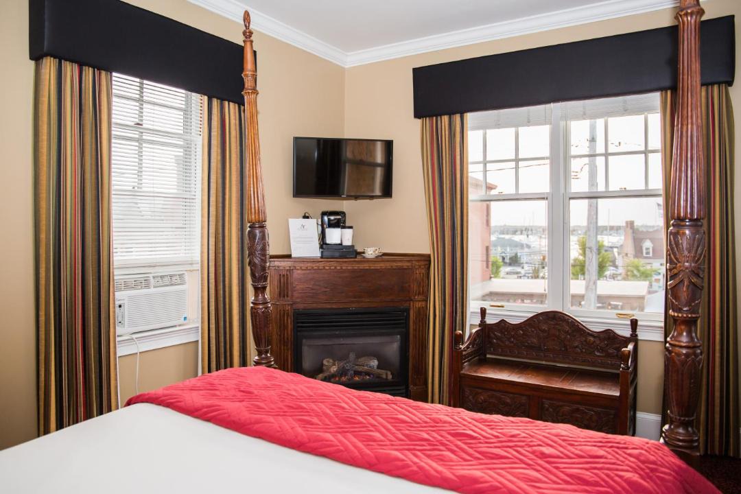 Photo of Bedroom in Newport