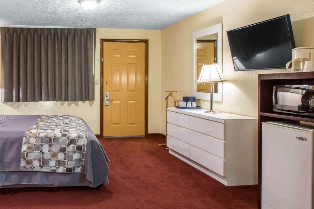 Photo of Bedroom in Branford