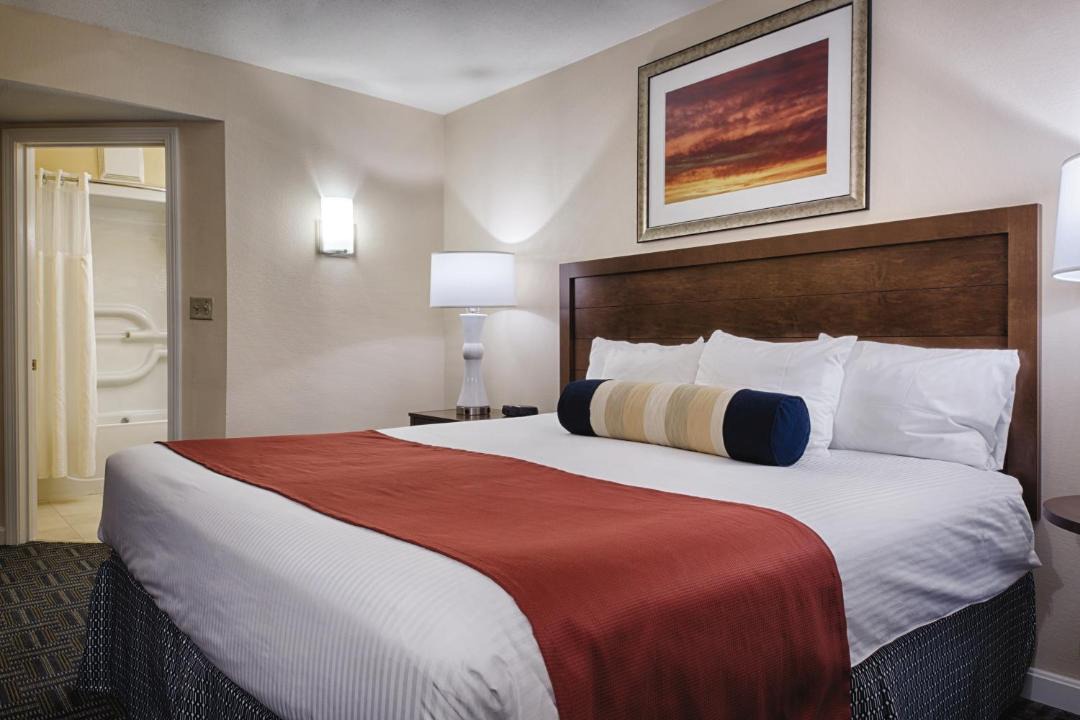 Photo of Bedroom in The Point