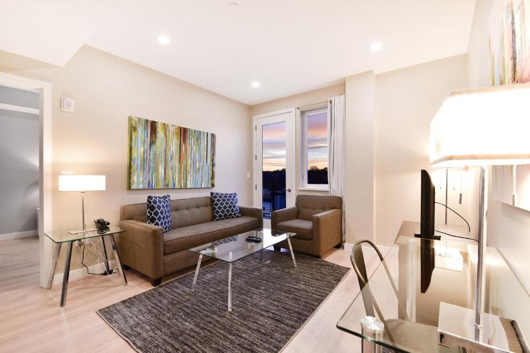 Photo of Livingroom in Mission Hill