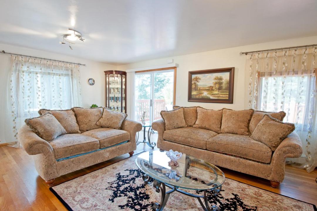 Photo of Livingroom in West Roxbury