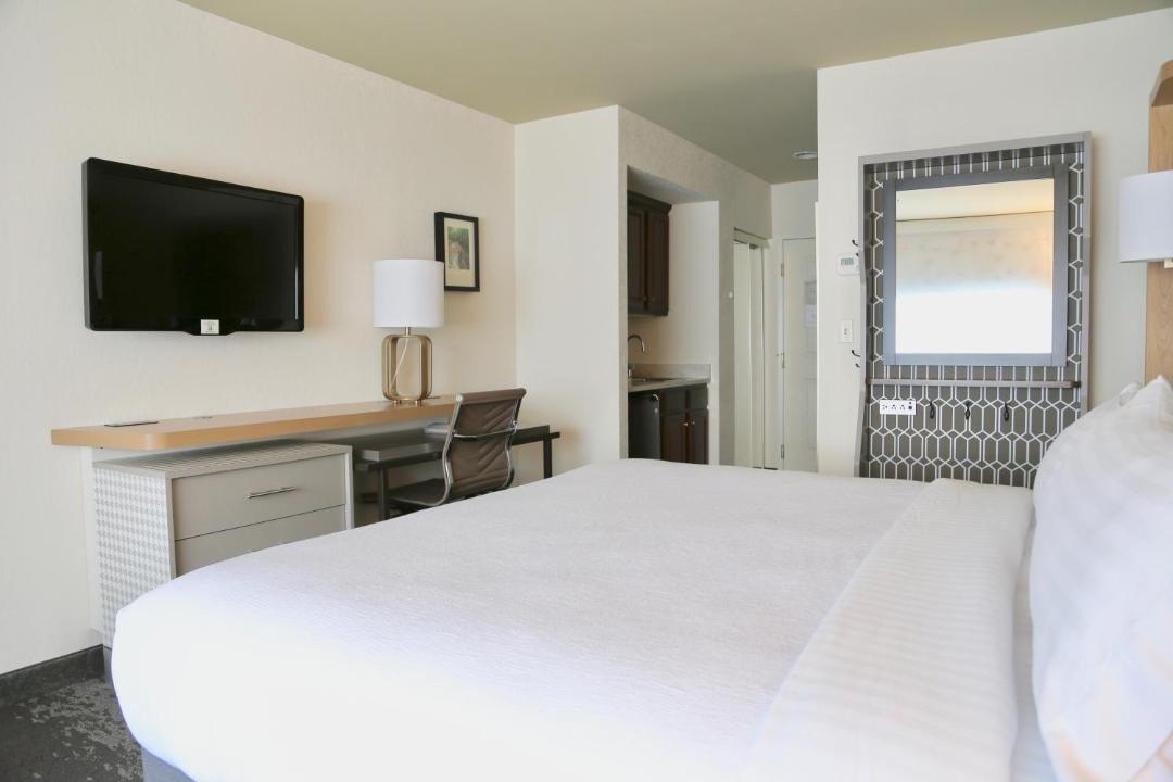 Photo of Bedroom in Salem