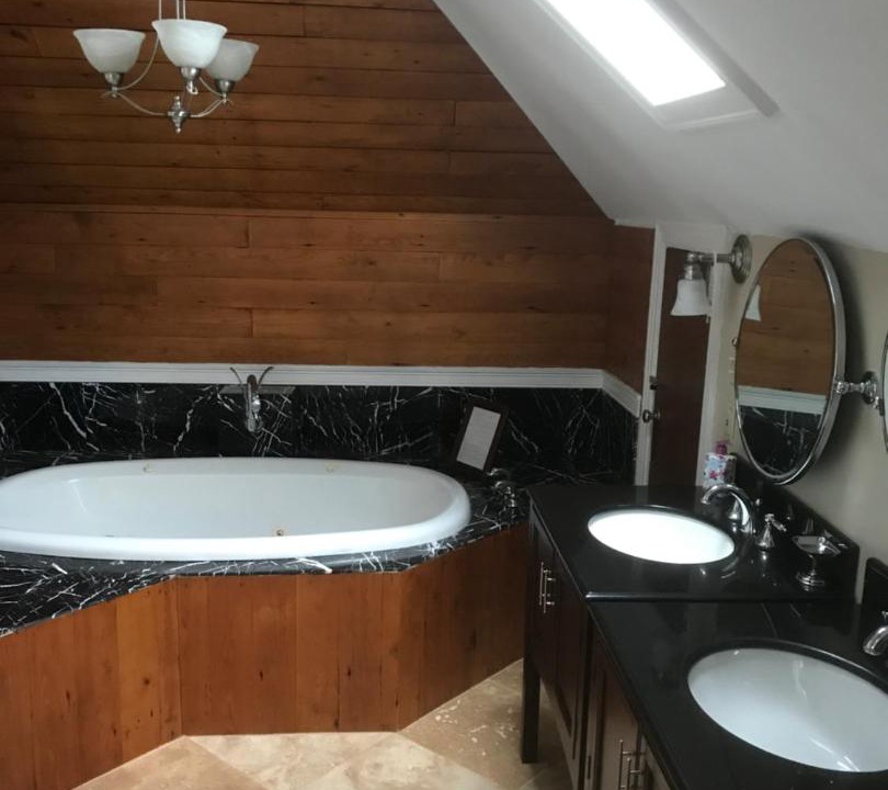 Photo of Bathroom in Edgewood