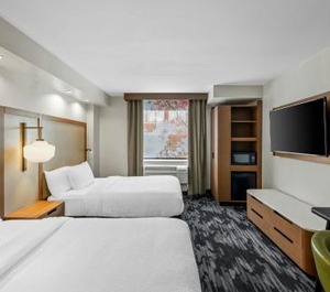 Fairfield Inn 