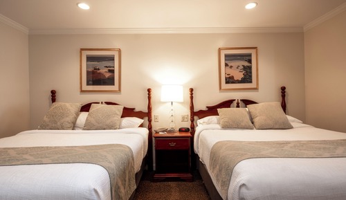 Ireland House 1st Floor 2 Queen Beds