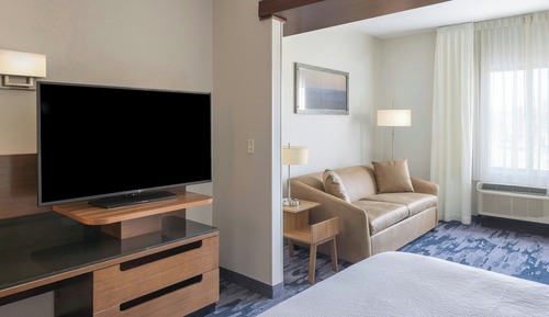 Studio, 1 King Bed with Sofa bed, Hearing Accessible (Transfer Shower)