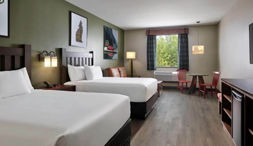 Suite (Deluxe Queen Suite - Water Park Incl)