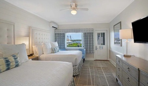 Grand Room, 2 Queen Beds, Patio, Garden View